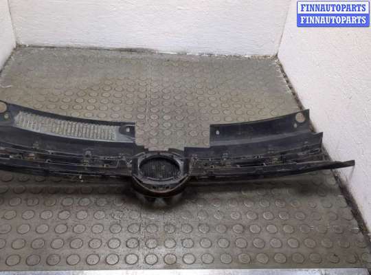 купить Решетка радиатора на Volkswagen Golf 6 2008-2012