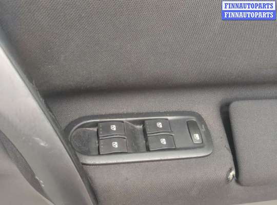 купить Дверь боковая (легковая) на Renault Scenic 2003-2009