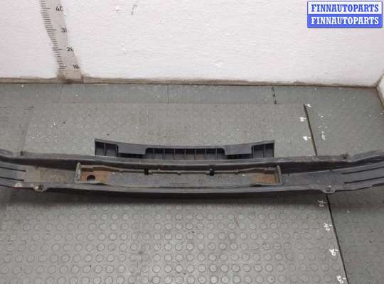 Усилитель бампера на Kia Carnival I (UP, GQ)