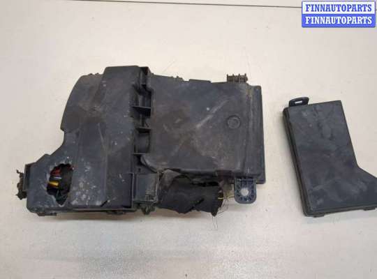 Блок предохранителей на Nissan Qashqai I (J10)
