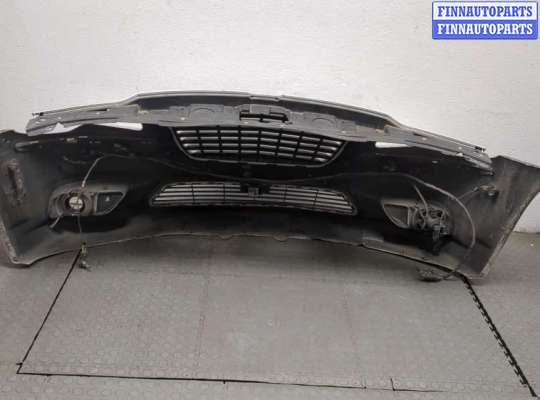 купить Заглушка (решётка) бампера на Chrysler 300C 2011-