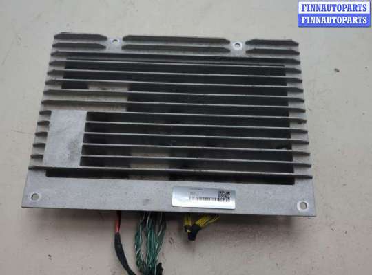 Усилитель звука LRD0369 на Land Rover Discovery 3 2004-2009