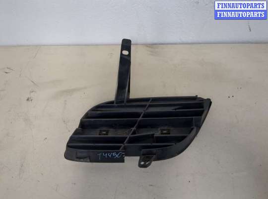 купить Решетка радиатора на Nissan Almera N16 2000-2006