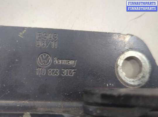 купить Петля капота на Volkswagen Touran 2010-2015