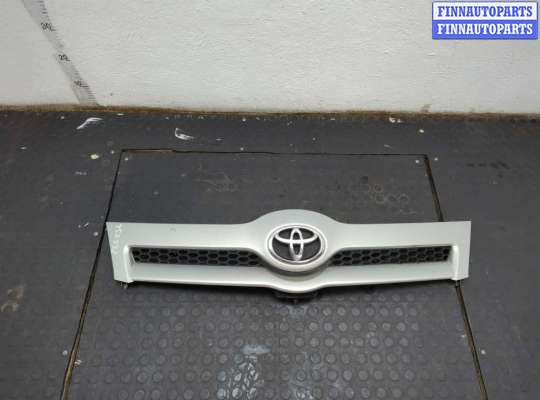Решетка радиатора TT938712 на Toyota Corolla Verso 2004-2009
