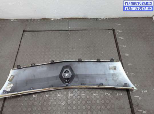 купить Решетка радиатора на Renault Kangoo 2008-2013