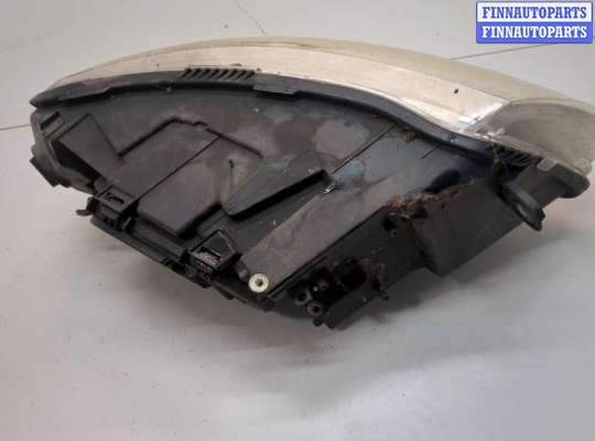 Фара передняя на Audi A6 (C6)