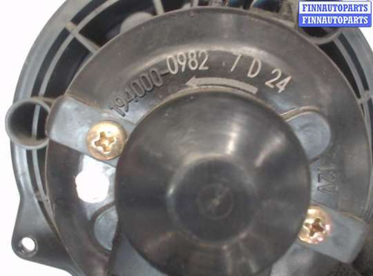 Мотор отопителя на Daihatsu YRV (M2)