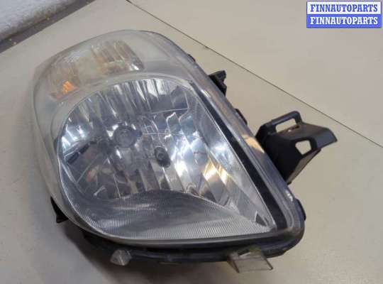 Фара передняя на Toyota Vitz P9