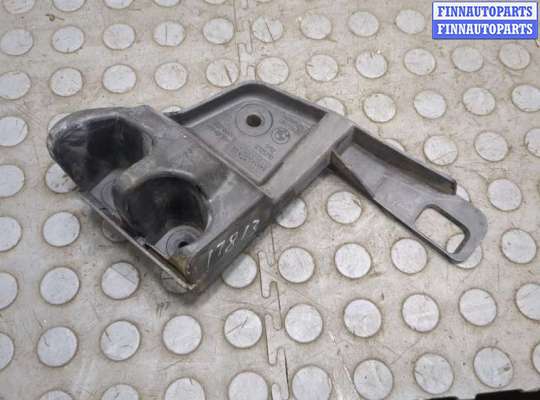 Кронштейн бампера на BMW X3 (E83)