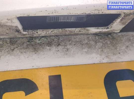 Накладка наружная на Nissan Juke