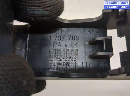 купить Кронштейн радиатора на BMW 7 E38 1994-2001