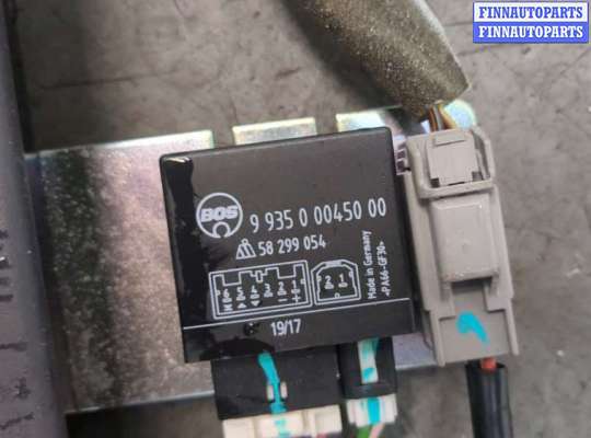 купить Шторка солнцезащитная на Volvo S60 2010-2018