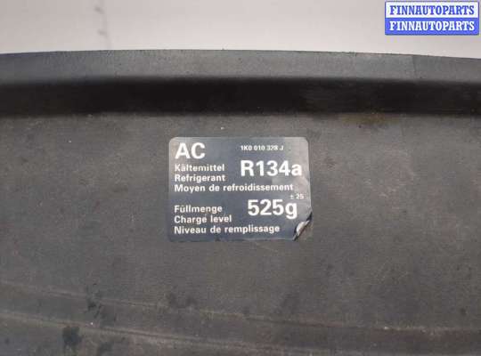 купить Рамка передняя (телевизор) на Volkswagen Golf 5 2003-2009