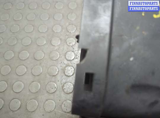 купить Корпус воздушного фильтра на Mercedes C W204 2006-2015