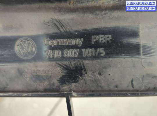 купить Решетка радиатора на Volkswagen Transporter 5 2003-2015