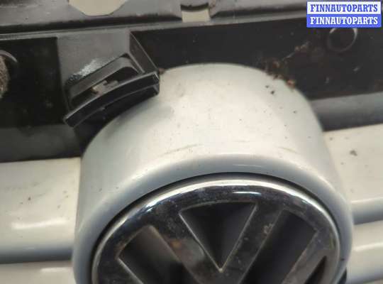 купить Решетка радиатора на Volkswagen Golf 4 1997-2006
