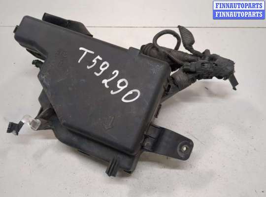 Блок предохранителей FO2104555 на Ford Transit (Tourneo) Connect 2002-2013