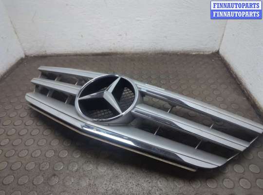 Решетка радиатора MB1702815 на Mercedes B W245 2005-2011