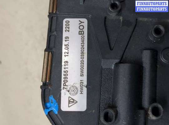 купить Двигатель стеклоочистителя (моторчик дворников) передний на Porsche Cayenne 2010-2018