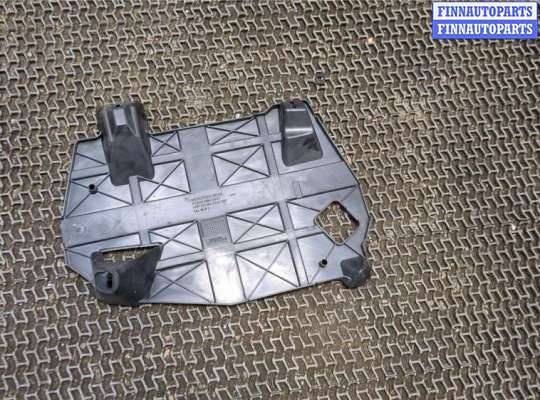 Пластик (обшивка) салона MB1543851 на Mercedes C W205 2014-2018