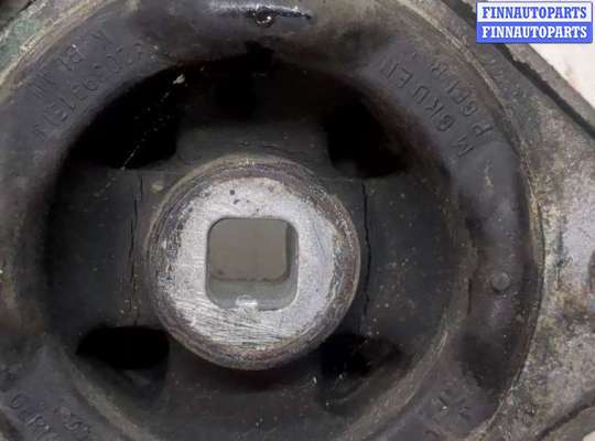 купить Подушка крепления КПП на Skoda SuperB 2001-2008