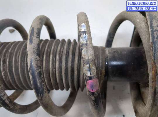 Стойка подвески амортизационная на Volkswagen Golf IV (1J)