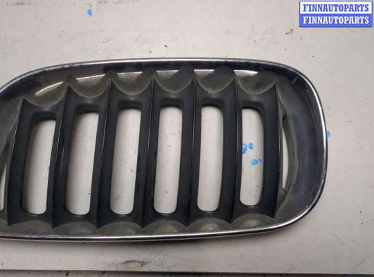 купить Решетка радиатора на BMW X3 E83 2003-2010