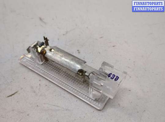 купить Фонарь салона (плафон) на Volkswagen Touareg 2010-2014