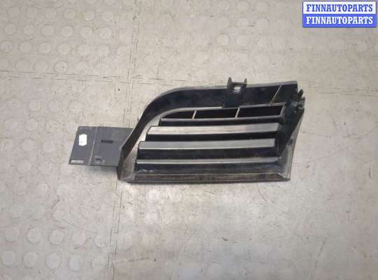 купить Решетка радиатора на Mitsubishi Carisma 1995-2004