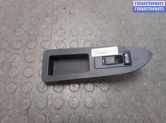купить Кнопка стеклоподъемника (блок кнопок) на Dodge Charger 2005-2010