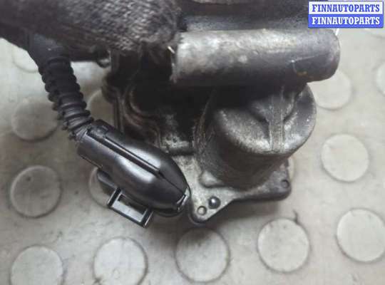 Заслонка дроссельная на Volkswagen Passat B6 (3C)