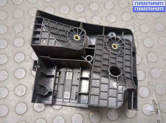 купить Корпус блока предохранителей на Audi Q3 2011-2018