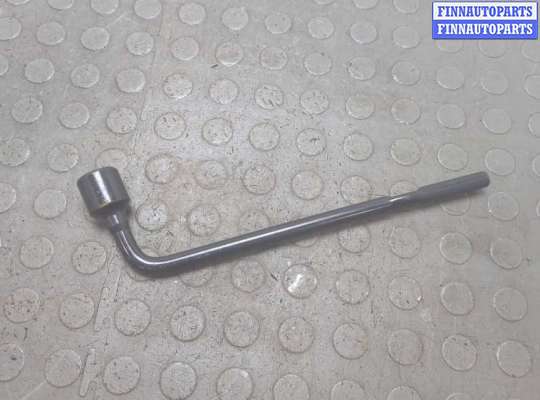 купить Ключ балонный на Hyundai i30 2007-2012