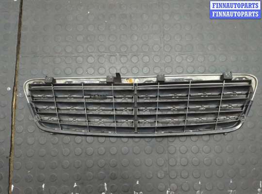 купить Решетка радиатора на Mercedes C W203 2000-2008