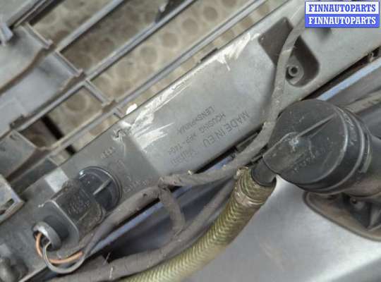 купить Заглушка (решётка) бампера на Audi Q7 2005-2015