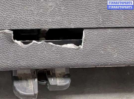 купить Фонарь дополнительный (стоп-сигнал) на Volkswagen Passat 6 2005-2010