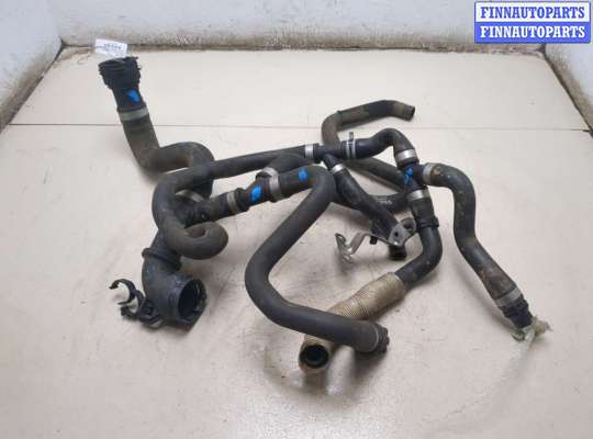 Патрубок охлаждения VL541529 на Volvo XC90 2014-2024