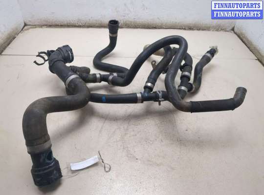 Патрубок (трубка, шланг) на Volvo XC90 II