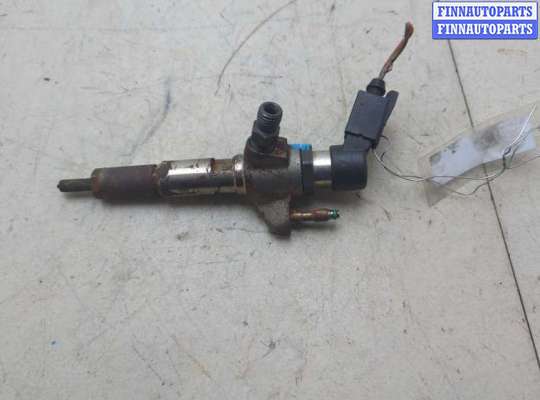 купить Форсунка топливная на Peugeot 5008 2009-2016