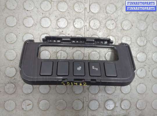 купить Кнопка подогрева руля на Mitsubishi Outlander 2012-2021