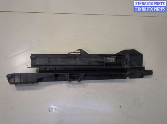 купить Кронштейн радиатора на BMW X5 E70 2006-2013