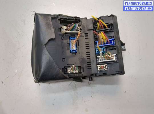 купить Блок предохранителей на Renault Megane 1996-2002