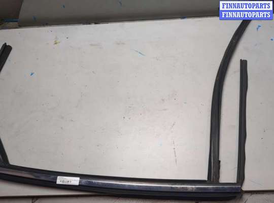 купить Уплотнитель на Ford Fusion 2012-2016 USA