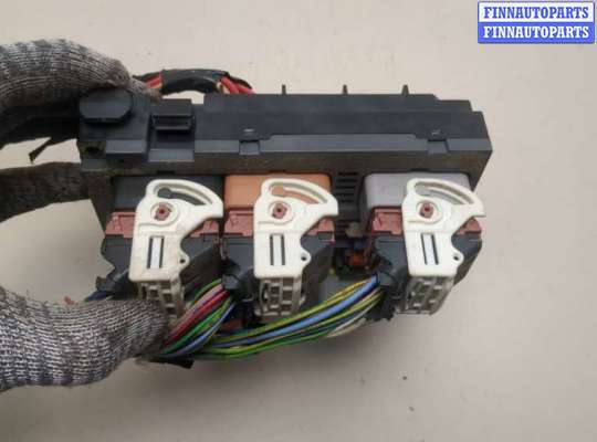 купить Блок управления BSM (Блок предохранителей) на Peugeot 5008 2009-2016