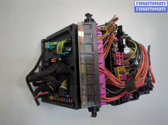 Блок предохранителей ST344510 на Ford Galaxy 2000-2006