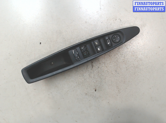 купить Кнопка стеклоподъемника (блок кнопок) на Citroen C4 2004-2010
