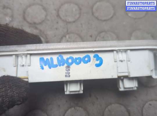 купить Фонарь салона (плафон) на Nissan Qashqai 2013-2022