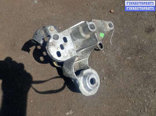 купить Кронштейн (лапа крепления) на Volkswagen Passat 5 1996-2000