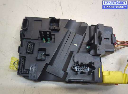 Блок управления подрулевыми переключателями VG2704589 на Volkswagen Caddy 2004-2015